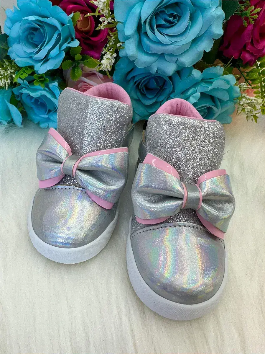 Tênis bota encanto de criança lacinho prata glitter rebeca