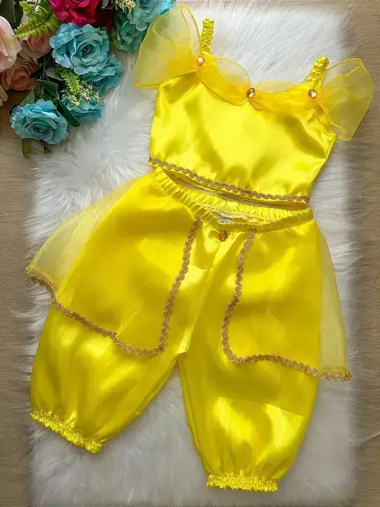 Fantasia princesa jasmine amarela